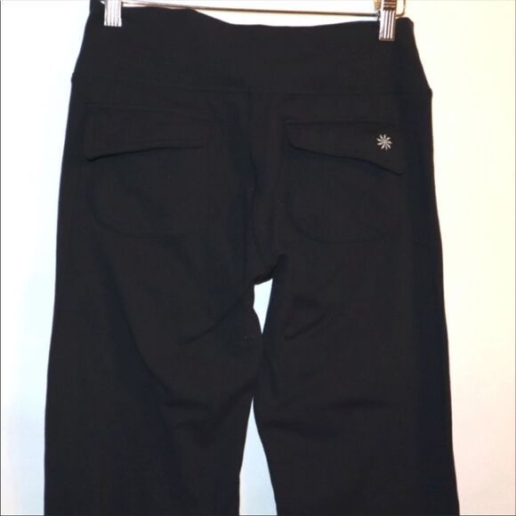 ✨ Athleta Fusion Flap Pocket Yoga Pants✨ - Picture 6 of 8